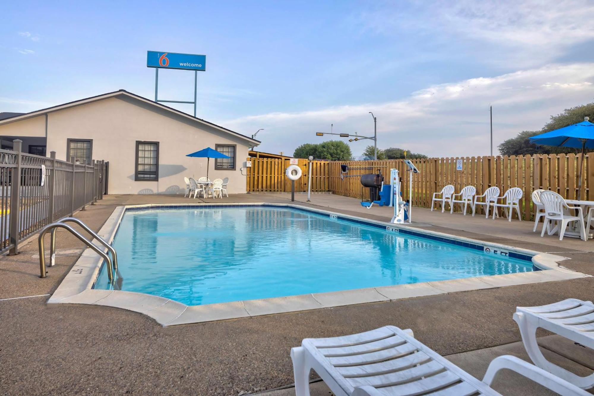 Motel 6-Bryan, Tx - College Station Luaran gambar